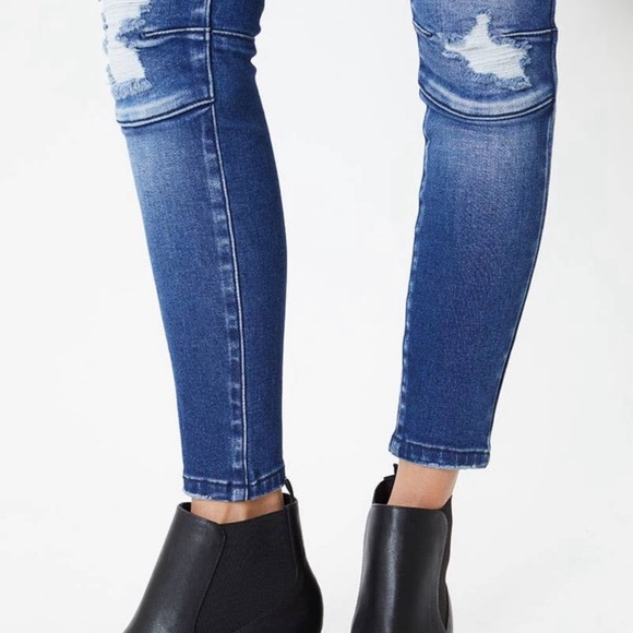 KanCan Motto High-Rise Button Down Fly Distressed Skinny Jeans Women’s Sizes NWT - Picture 7 of 16